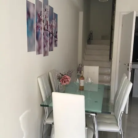 Case de vacanță Estia House 2